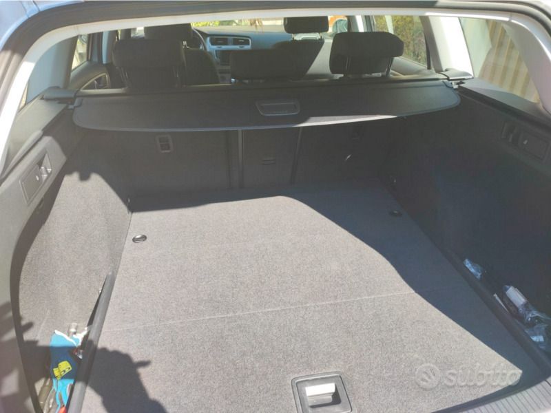 Usata VW Golf VII 110 CV (80 kW) 2017 Grigio Station wagon