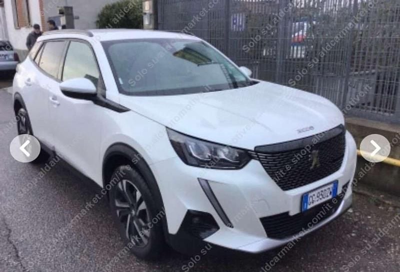 Bianco Usata 2021 Peugeot 2008 Allure SUV | 13.800 € (Super prezzo) - Immagine 1/4