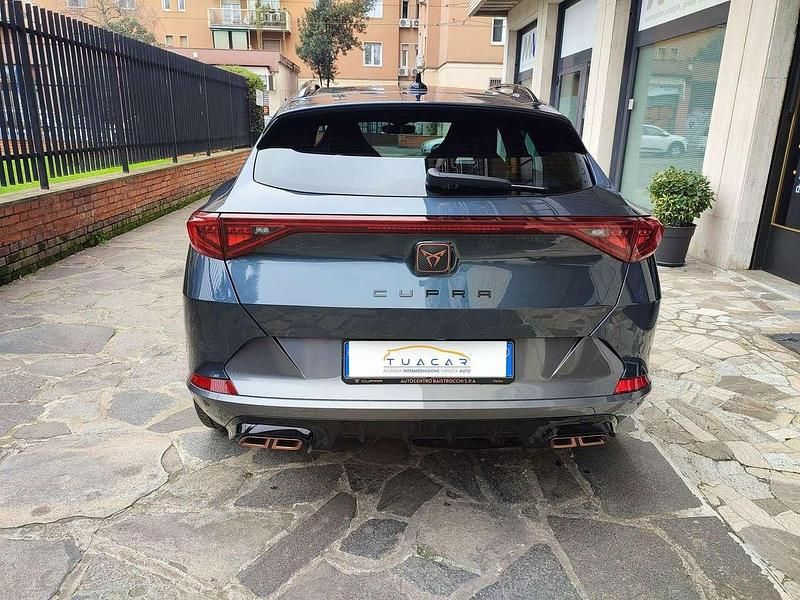 Usata Cupra Formentor VZ 245 CV (180 kW) 2024 Grigio SUV