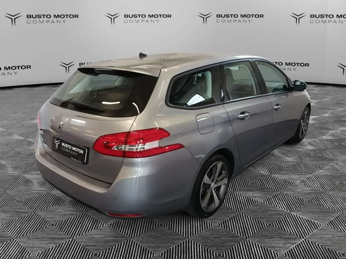 Usata Peugeot 308 SW Active 131 CV (96 kW) 2019 Grigio Station wagon