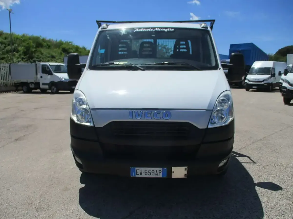Usata Iveco Daily 145 CV (106 kW) 2014 Bianco