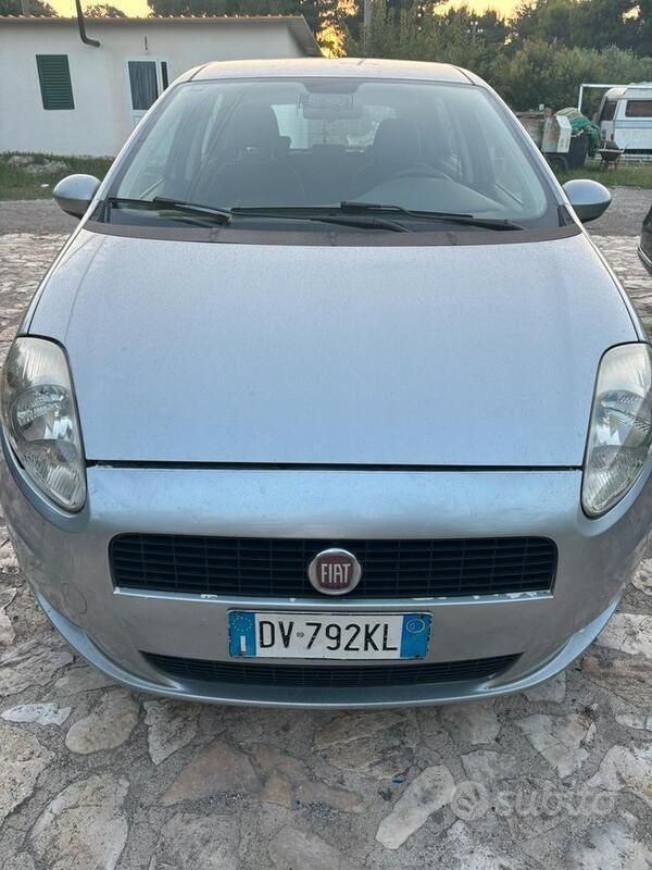 Usata Fiat Punto 65 CV (47 kW) 2009 Grigio Utilitaria