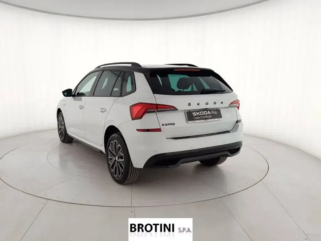 Usata Skoda Kamiq Monte Carlo 110 CV (80 kW) 2023 Bianco metallizzato SUV