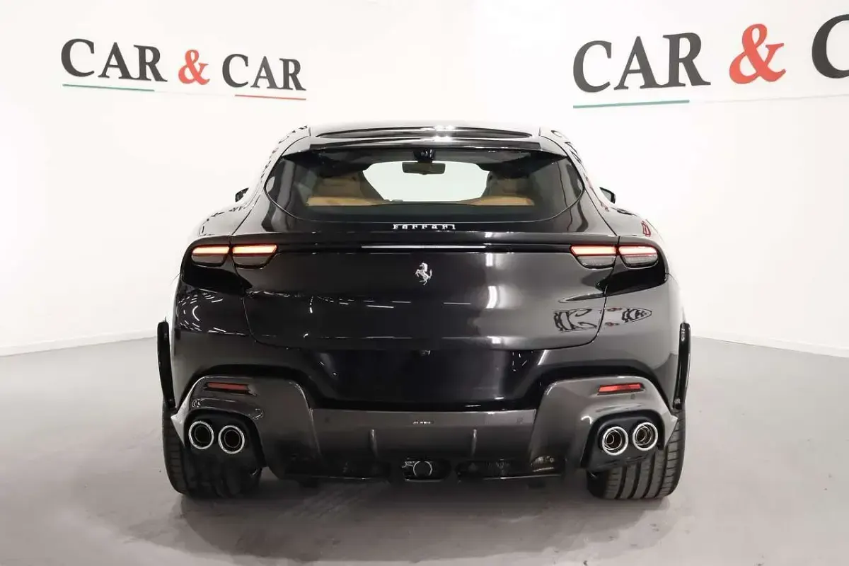Nuova Ferrari Purosangue 725 CV (533 kW) 2026 Nero SUV