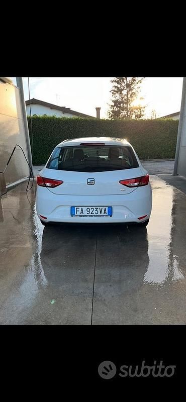 Usata Seat Leon 110 CV (80 kW) 2015 Berlina