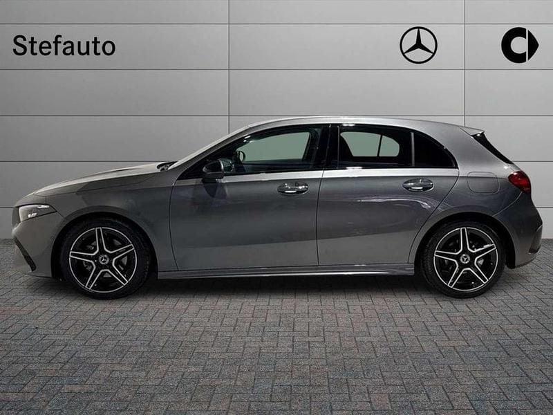 Nuova Mercedes A180 Advanced Plus 116 CV (85 kW) 2025 Grigio montagna Berlina