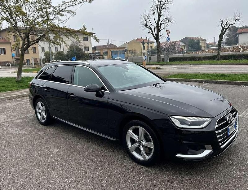 Usata Audi A4 Advanced Plus 163 CV (119 kW) 2021 Nero Station wagon