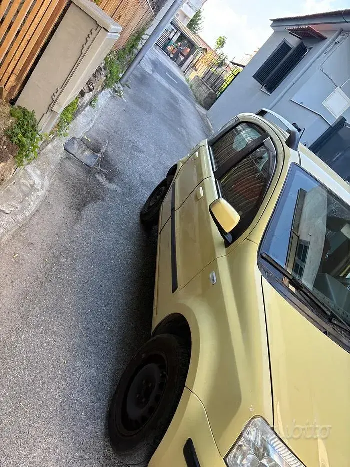 Usata Fiat Panda 60 CV (44 kW) 2009 Giallo Utilitaria