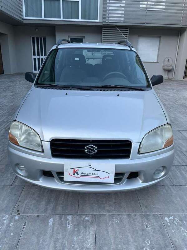 Second-hand Suzuki Ignis GL 83 CP (61 kW) 2001 Gri Hatchback