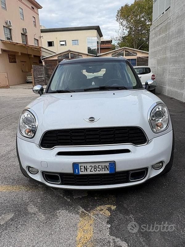 Usata Mini Cooper S Countryman 150 CV (110 kW) 2012 Bianco SUV