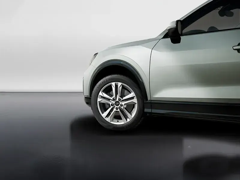 Nuova Audi Q2 Advanced 150 CV (110 kW) 2026 Argento SUV