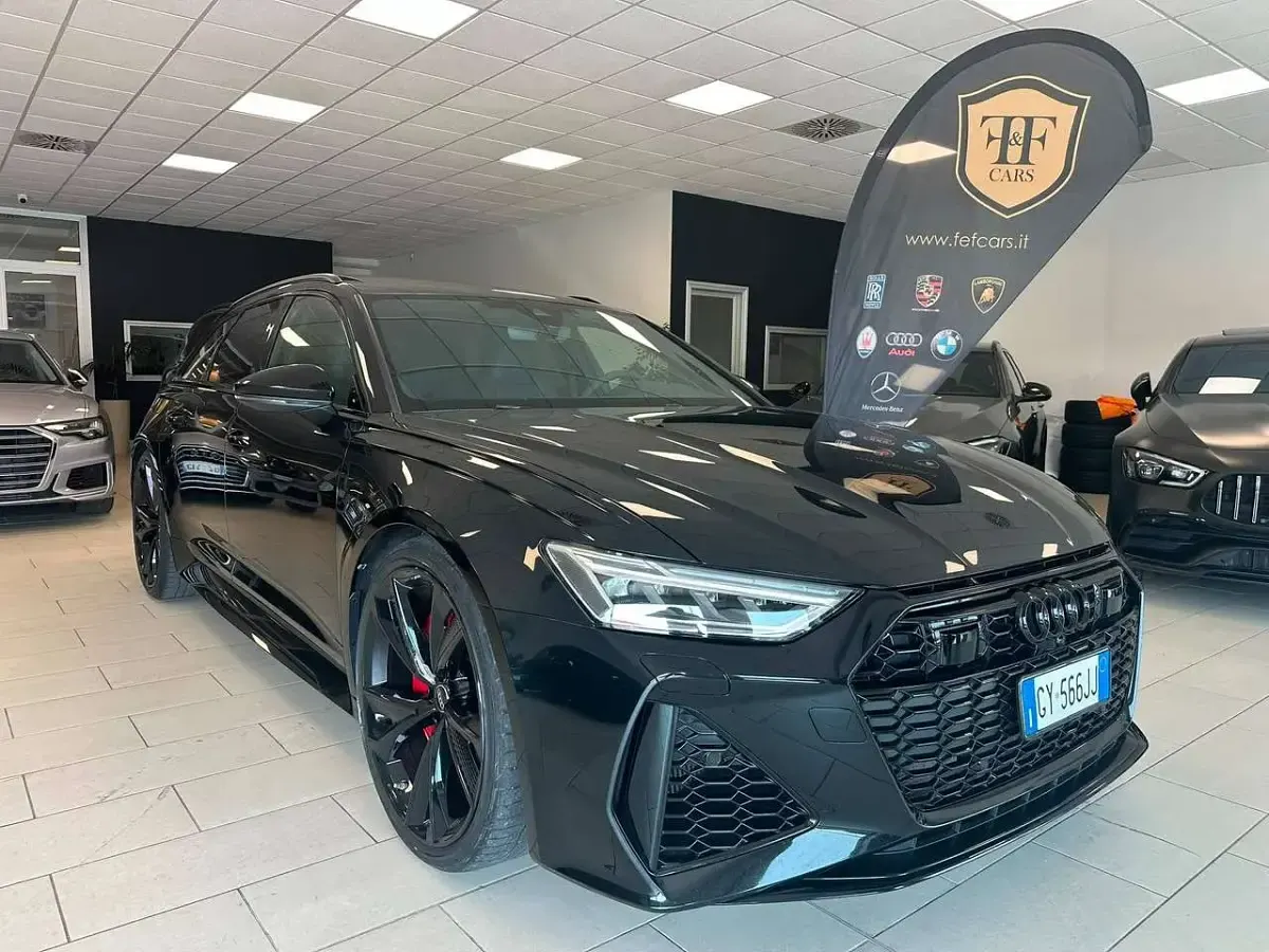 Usata Audi RS6 Ambiente 600 CV (441 kW) 2022 Nero Station wagon