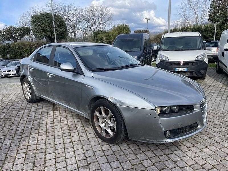 Usata Alfa Romeo 159 Progression 150 CV (110 kW) 2008 Grigio Berlina