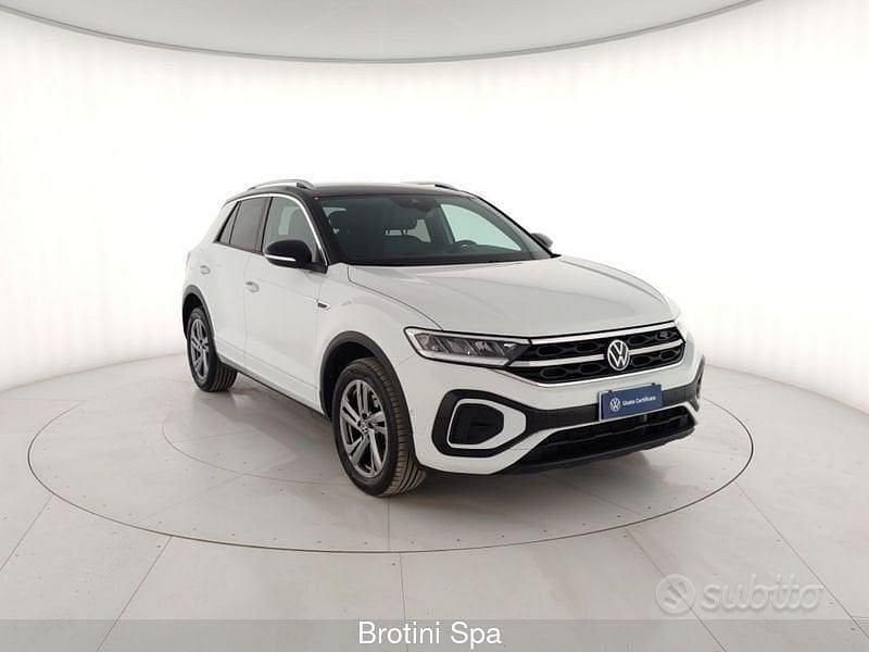 Usata VW T-Roc R-line 150 CV (110 kW) 2024 Bianco SUV