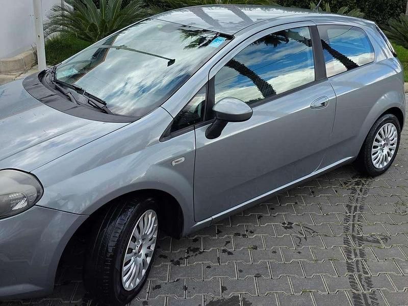 Usata Fiat Punto Evo Dynamic 75 CV (55 kW) 2010 Argento Utilitaria