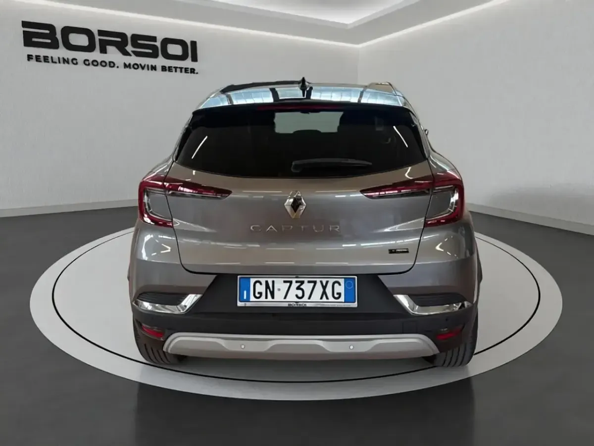 Usata Renault Captur Techno 94 CV (69 kW) 2023 Bic. antracite tetto nero SUV