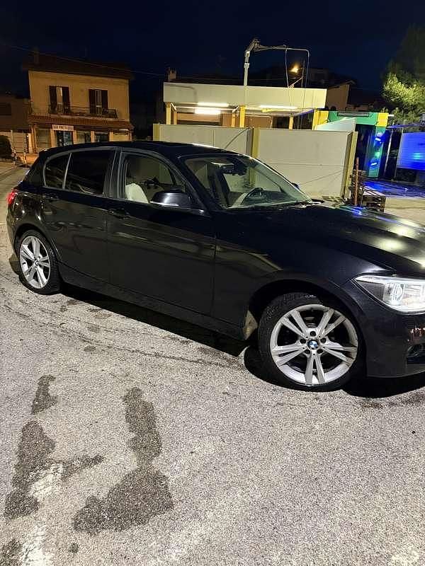 Usata BMW 118 Sport Line 143 CV (105 kW) 2014 Utilitaria