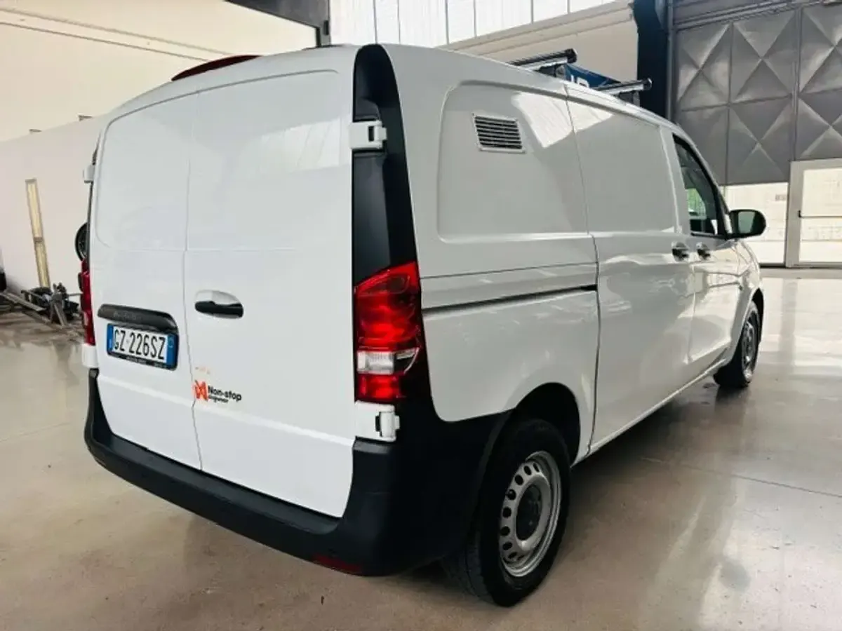 Usata Mercedes Vito 136 CV (100 kW) 2020 Bianco Furgone