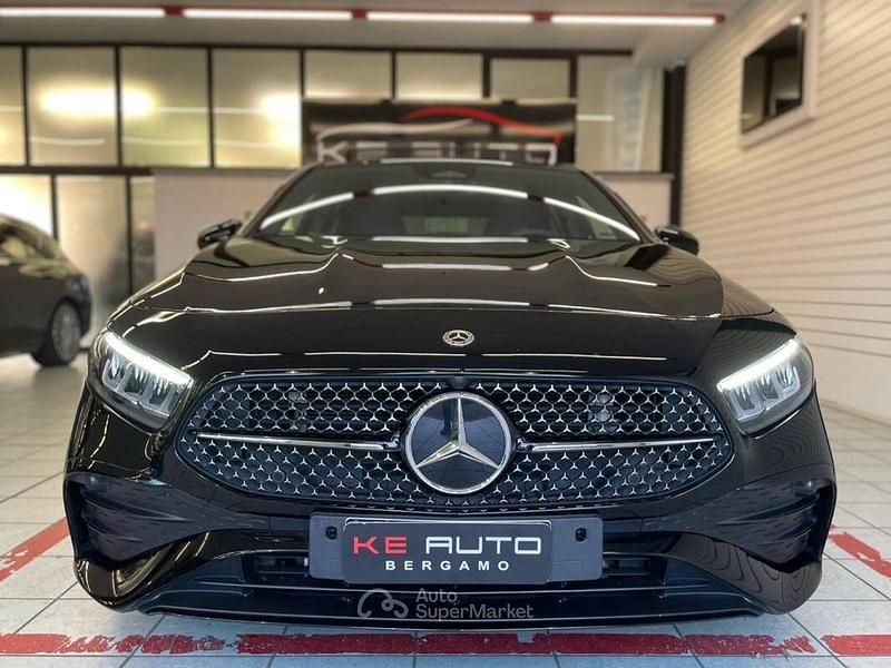 Usata Mercedes A180 AMG Line Premium 136 CV (100 kW) 2023 Nero Berlina
