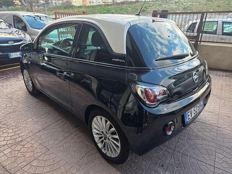 Usata Opel Adam 69 CV (50 kW) 2014 Nero Utilitaria