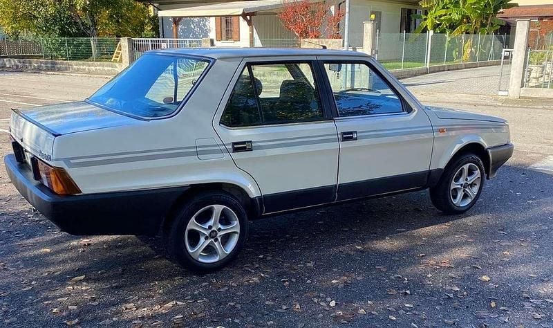 Usata Fiat Regata 68 CV (50 kW) 1985 Berlina
