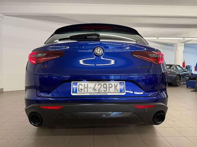 Usata Alfa Romeo Stelvio Sprint 190 CV (139 kW) 2021 Grigio SUV