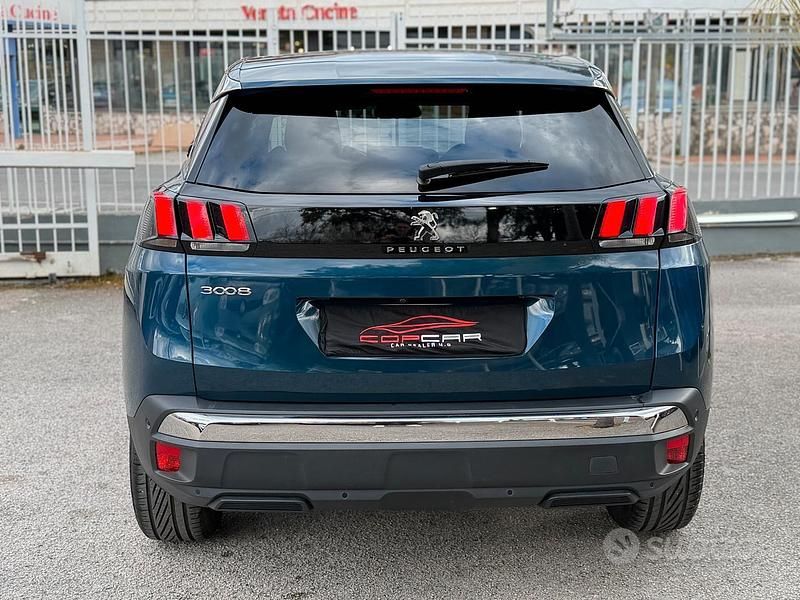 Usata Peugeot 3008 Allure 131 CV (96 kW) 2023 Blu SUV