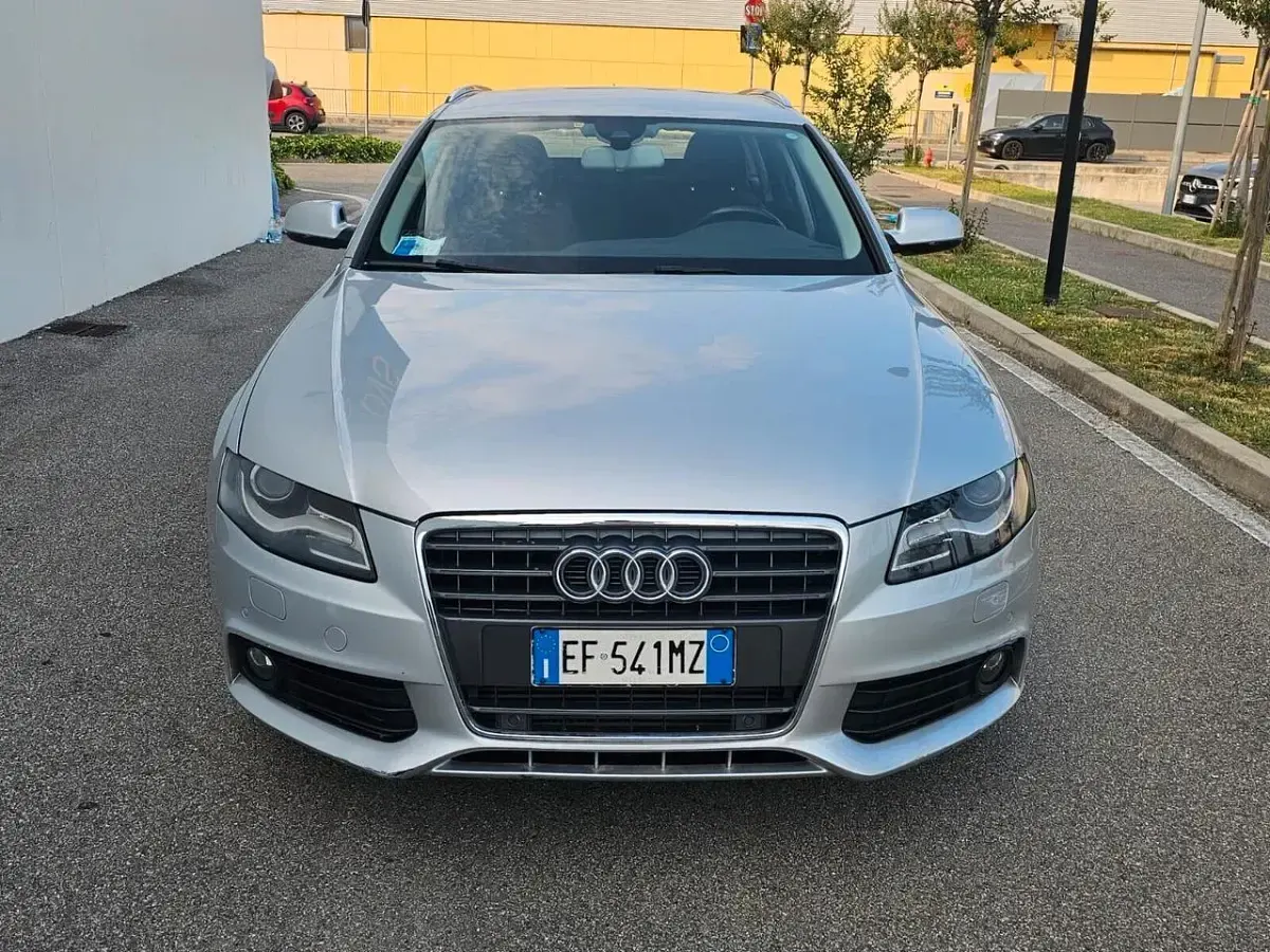 Usata Audi A4 143 CV (105 kW) 2011 Argento Station wagon