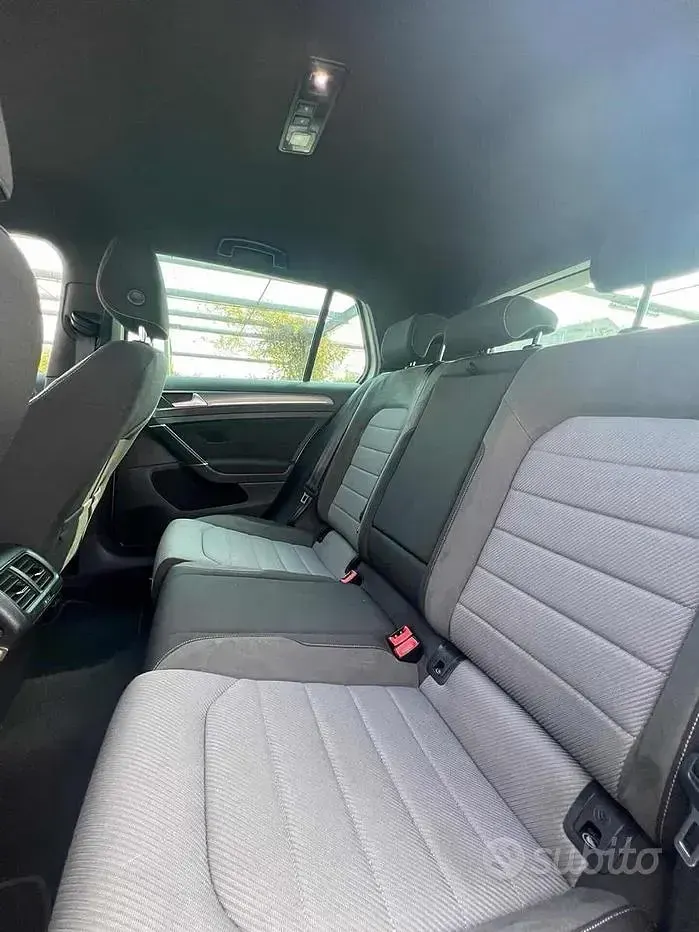 Usata VW Golf VII R-line 110 CV (80 kW) 2016 Grigio Berlina