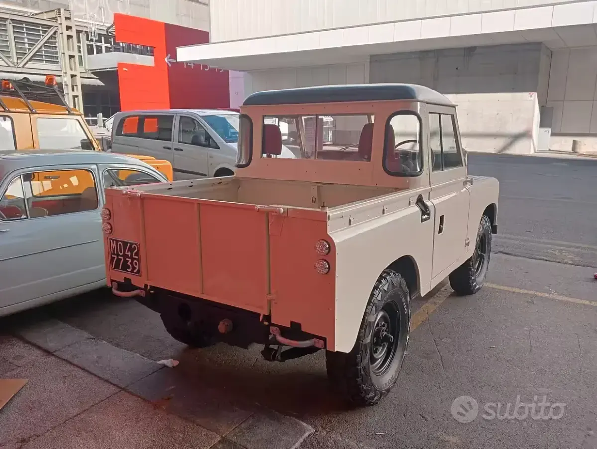 Usata Land Rover 88 62 CV (45 kW) 1970 Bianco SUV