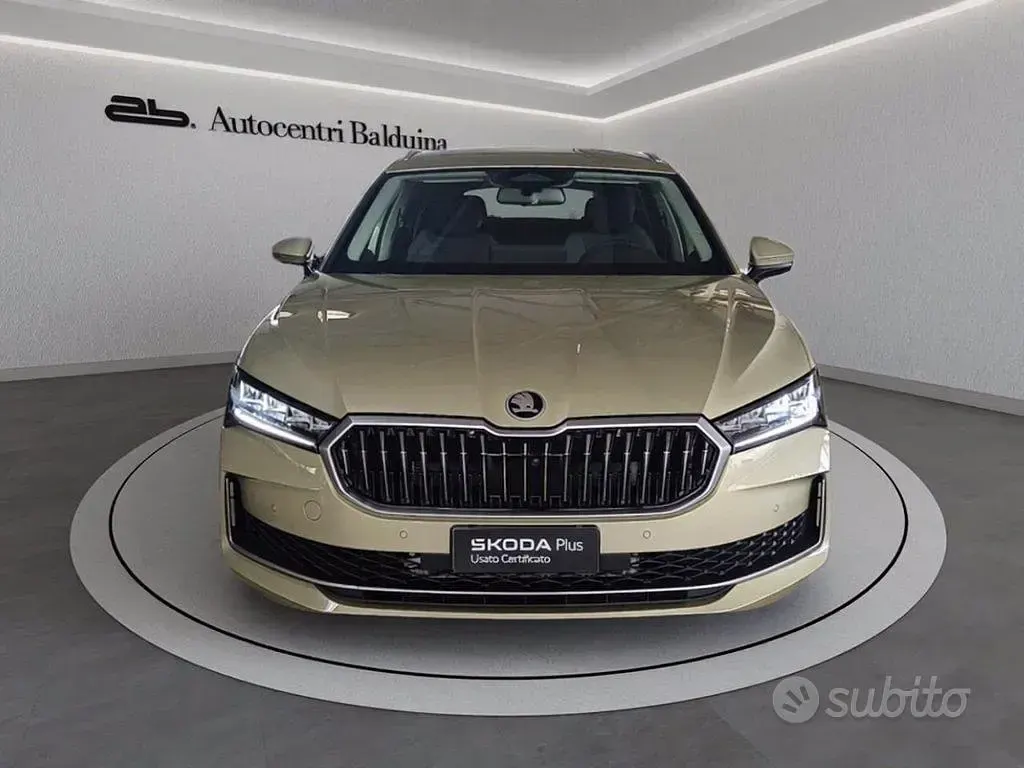 Nuova Skoda Superb Style 150 CV (110 kW) 2026 Rosso Station wagon