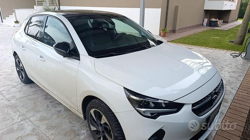 Usata Opel Corsa-e 2021 Bianco Utilitaria
