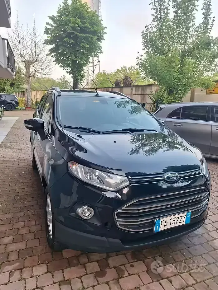 Usata Ford Ecosport Titanium 95 CV (69 kW) 2015 Nero SUV