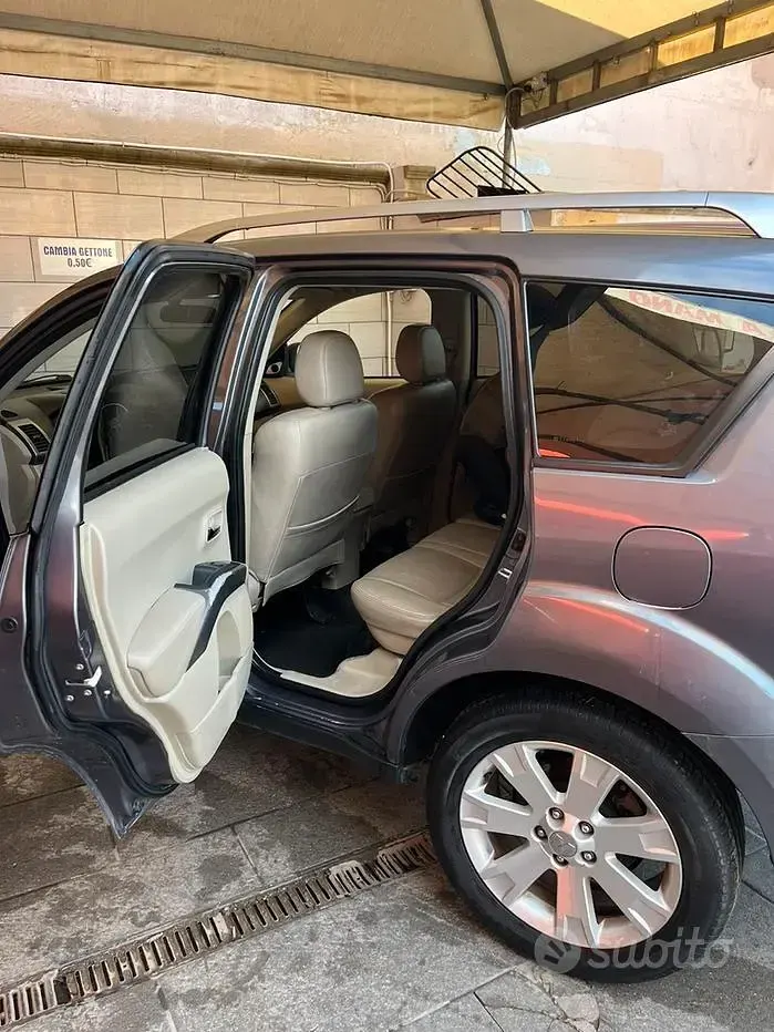 Usata Mitsubishi Outlander 140 CV (102 kW) 2008 Grigio SUV