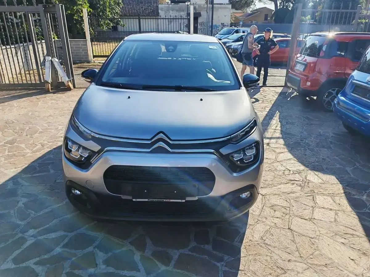 Usata Citroën C3 Feel 83 CV (61 kW) 2022 Grigio Utilitaria