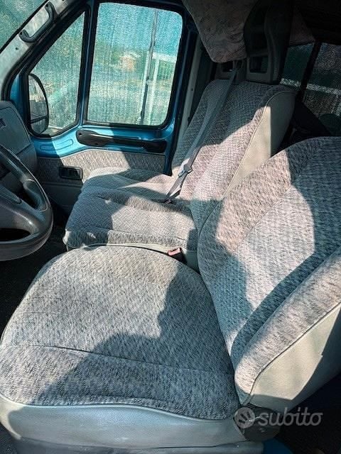 Usata Fiat Ducato 122 CV (89 kW) 2000 Blu Furgone