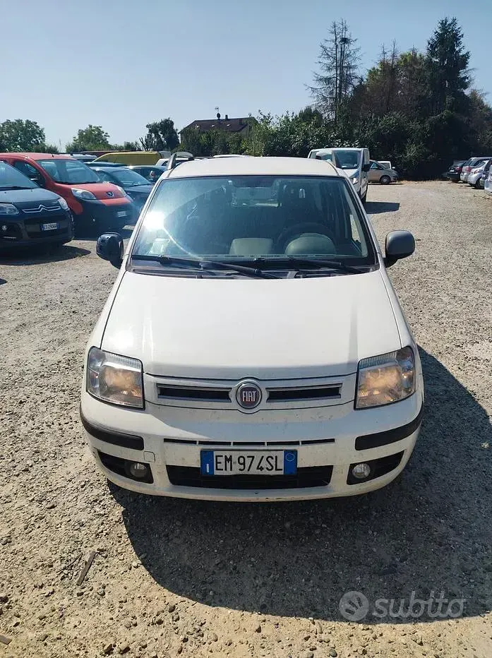 Usata Fiat Panda Easy 75 CV (55 kW) 2012 Utilitaria