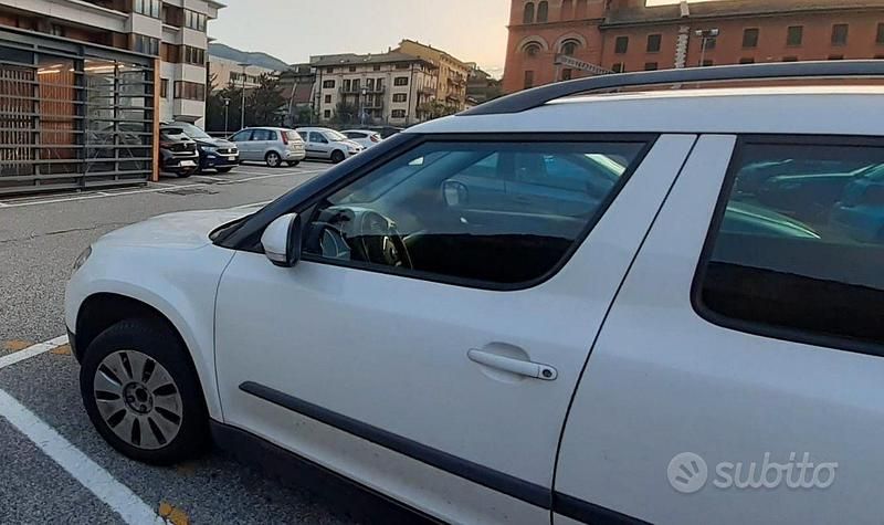 Usata Skoda Yeti 105 CV (77 kW) 2010 Bianco SUV