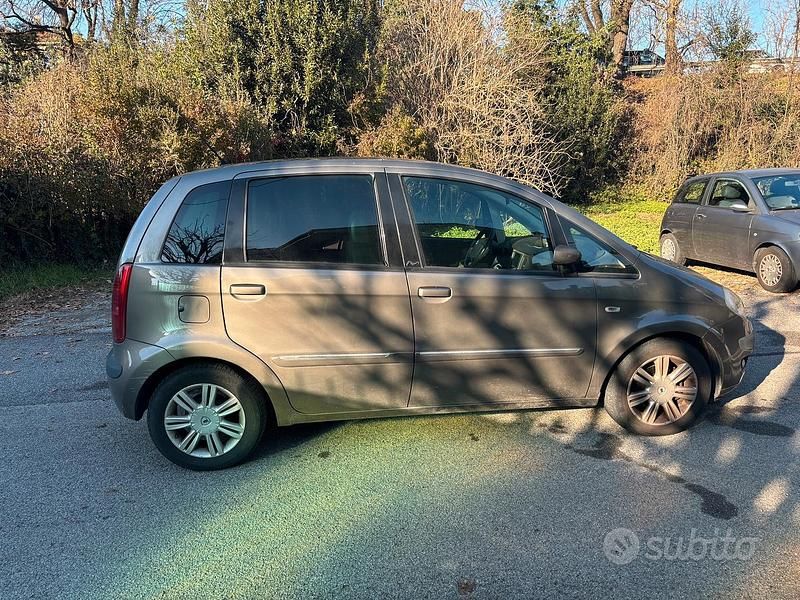 Usata Lancia Musa 95 CV (69 kW) 2006 Monovolume