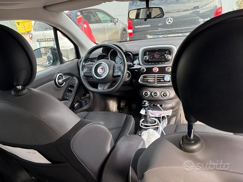 Usata Fiat 500X Business 95 CV (69 kW) 2016 Nero SUV