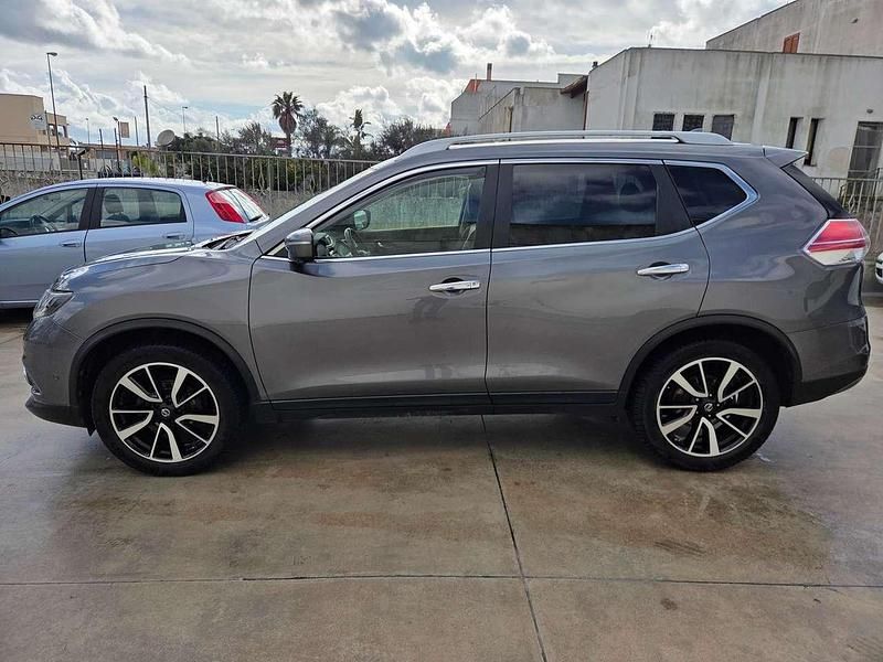Usata Nissan X-Trail Tekna 131 CV (96 kW) 2015 Grigio SUV