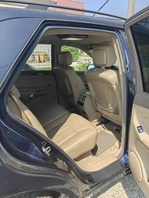Usata Mercedes ML280 190 CV (139 kW) 2006 Blu/azzurro SUV