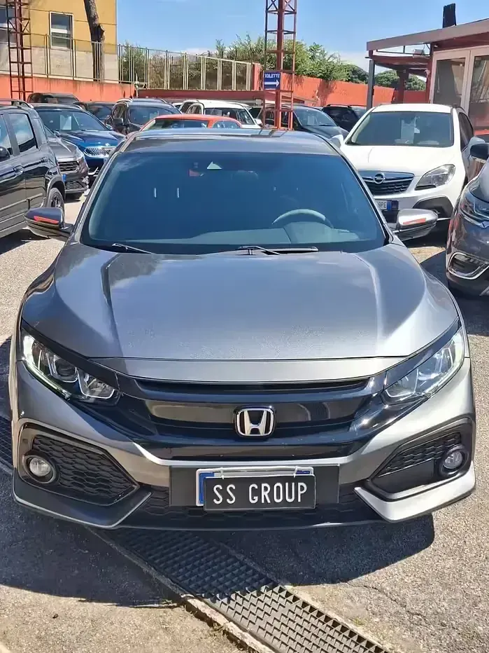 Usata Honda Civic Executive 126 CV (92 kW) 2018 Grigio Berlina