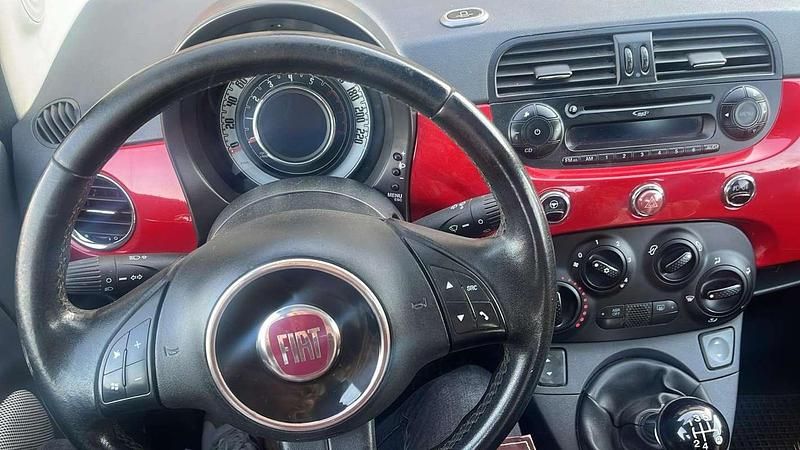 Usata Fiat 500 Lounge 69 CV (50 kW) 2011 Rosso Utilitaria