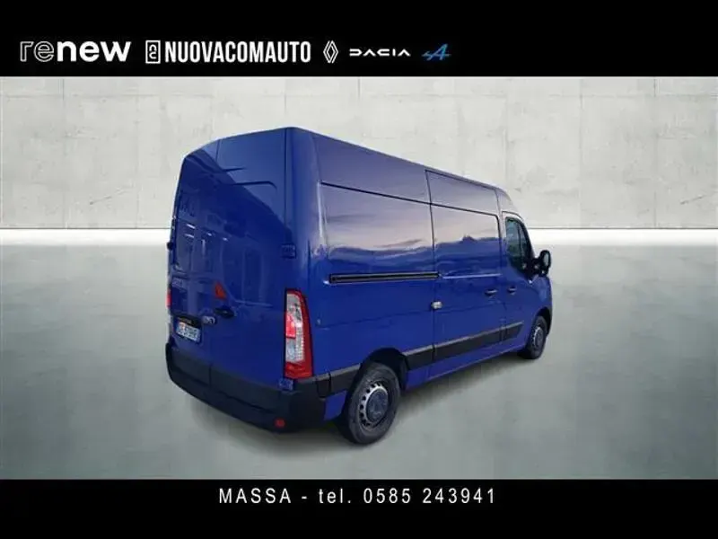 Usata Renault Master 135 CV (99 kW) 2021 Blu scuro Berlina
