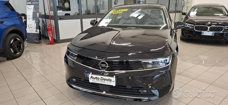 Usata Opel Astra Edition 110 CV (80 kW) 2023 Nero Berlina