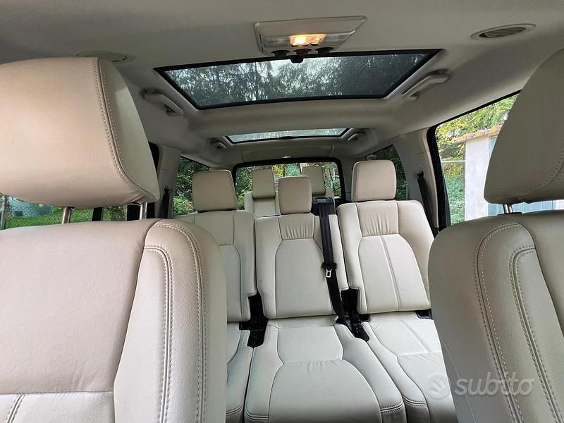 Usata Land Rover Discovery 4 HSE 245 CV (180 kW) 2015 Grigio SUV