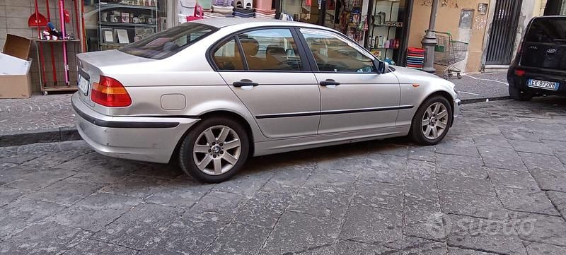 Usata BMW 320 150 CV (110 kW) 2001 Grigio Berlina