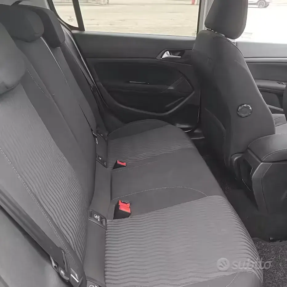Usata Peugeot 308 99 CV (72 kW) 2015 Bianco Berlina