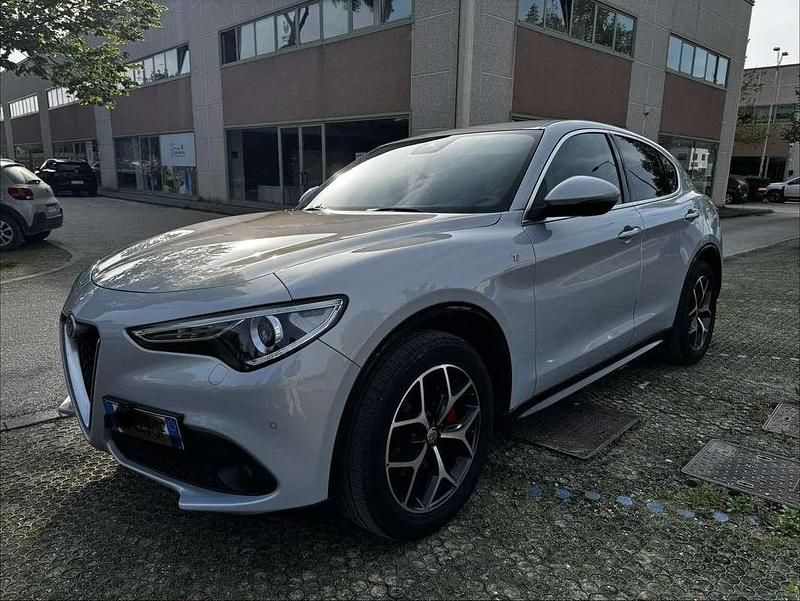 Usata Alfa Romeo Stelvio Ti 209 CV (153 kW) 2021 SUV